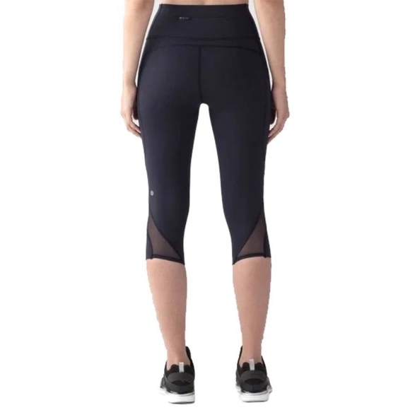LULULEMON Pace Perfect Crop (17") Black Leggings W6aeas SIZE 6 - Picture 1 of 7